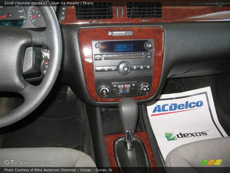Silver Ice Metallic / Ebony 2009 Chevrolet Impala LT