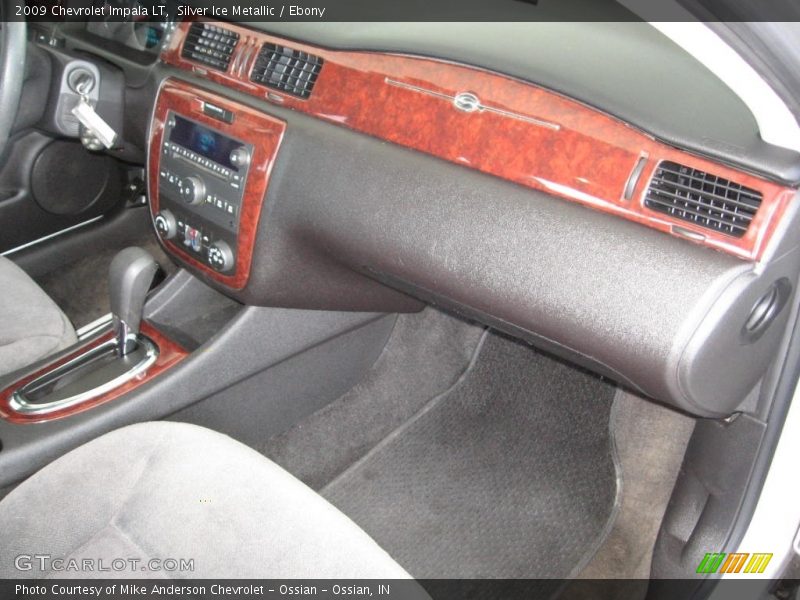 Silver Ice Metallic / Ebony 2009 Chevrolet Impala LT
