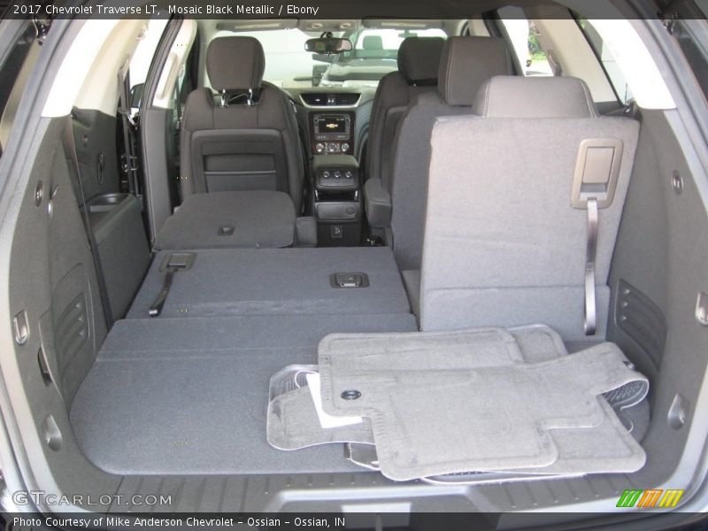 Mosaic Black Metallic / Ebony 2017 Chevrolet Traverse LT
