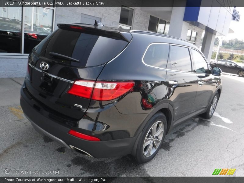 Becketts Black / Gray 2013 Hyundai Santa Fe GLS AWD