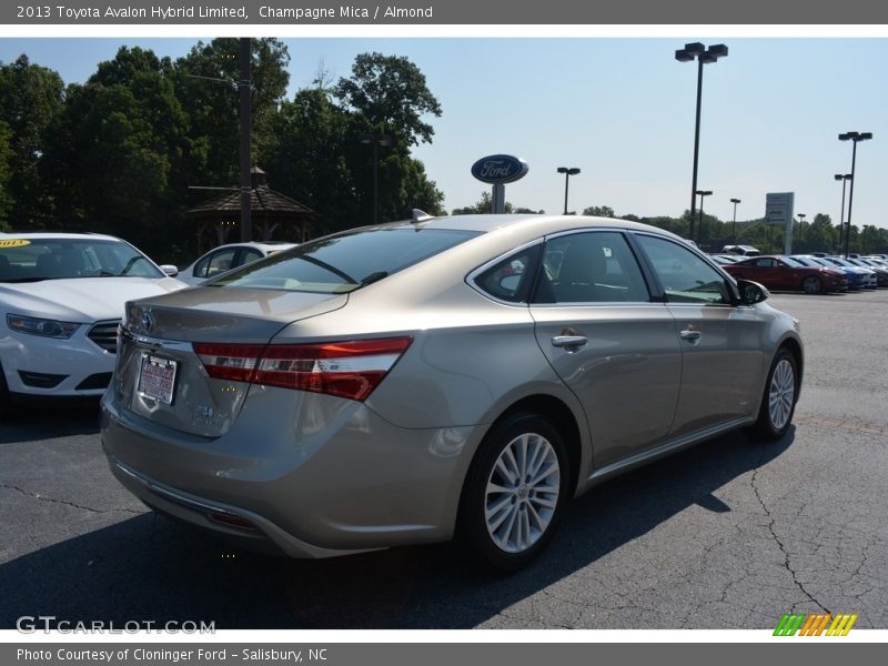 Champagne Mica / Almond 2013 Toyota Avalon Hybrid Limited