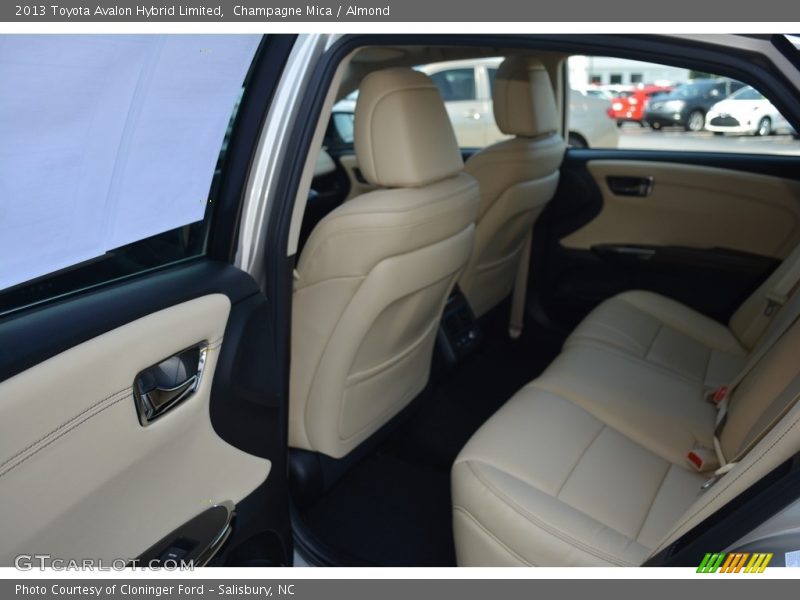 Champagne Mica / Almond 2013 Toyota Avalon Hybrid Limited