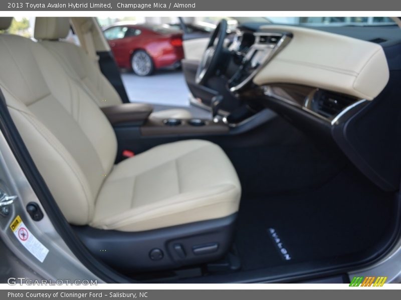 Champagne Mica / Almond 2013 Toyota Avalon Hybrid Limited