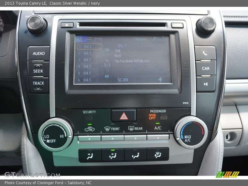 Classic Silver Metallic / Ivory 2013 Toyota Camry LE