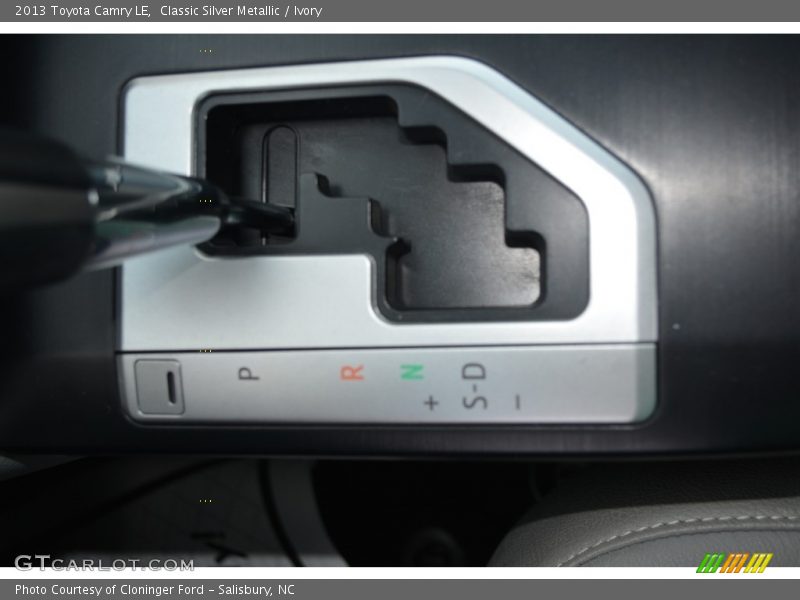 Classic Silver Metallic / Ivory 2013 Toyota Camry LE