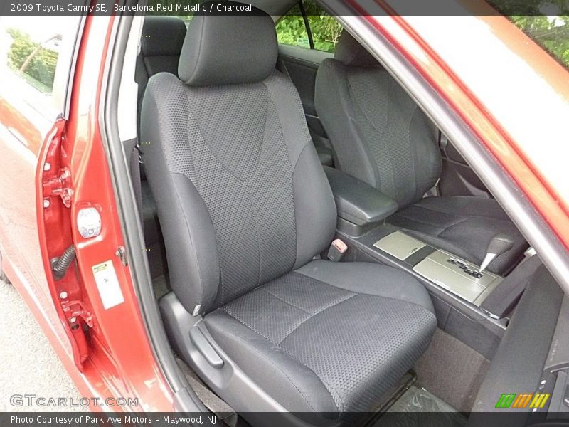 Barcelona Red Metallic / Charcoal 2009 Toyota Camry SE