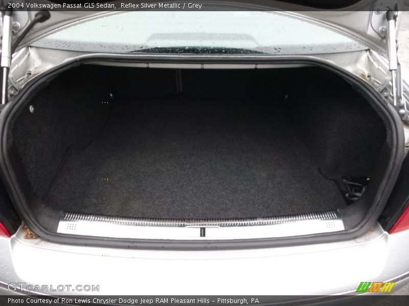 Reflex Silver Metallic / Grey 2004 Volkswagen Passat GLS Sedan