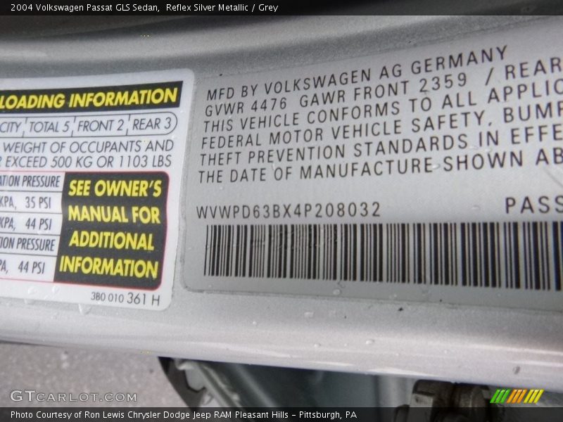 Reflex Silver Metallic / Grey 2004 Volkswagen Passat GLS Sedan