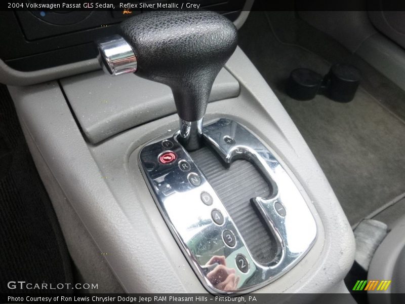 Reflex Silver Metallic / Grey 2004 Volkswagen Passat GLS Sedan