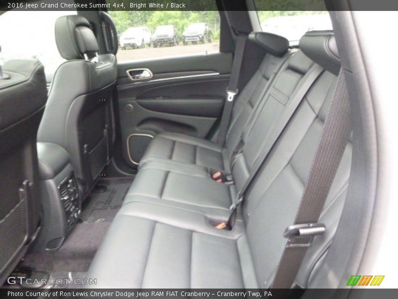 Bright White / Black 2016 Jeep Grand Cherokee Summit 4x4