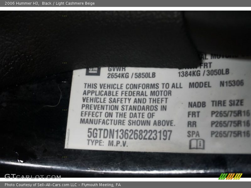 Black / Light Cashmere Beige 2006 Hummer H3