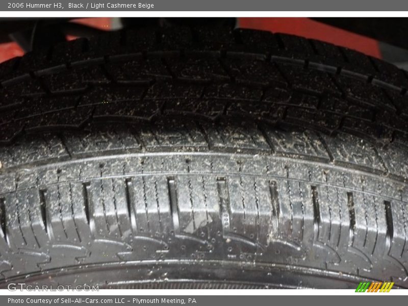 Black / Light Cashmere Beige 2006 Hummer H3