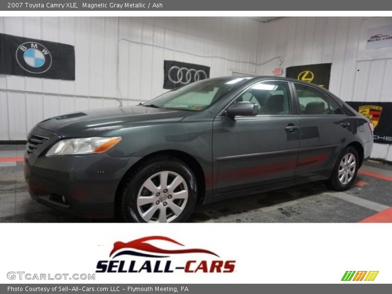 Magnetic Gray Metallic / Ash 2007 Toyota Camry XLE