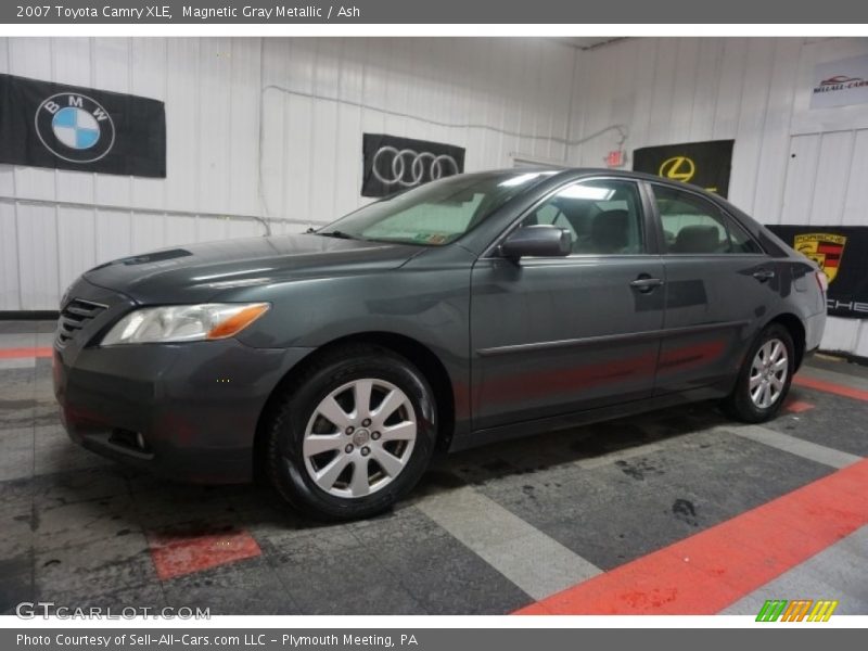 Magnetic Gray Metallic / Ash 2007 Toyota Camry XLE