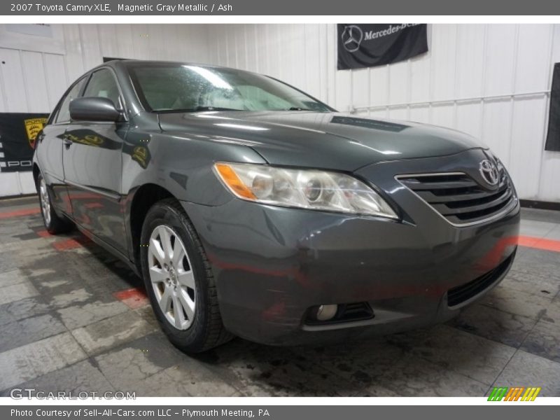 Magnetic Gray Metallic / Ash 2007 Toyota Camry XLE