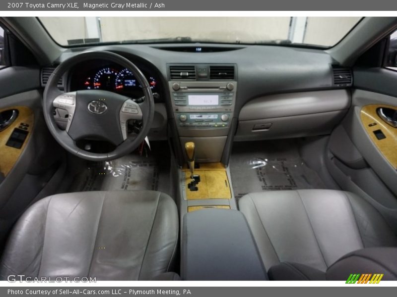 Magnetic Gray Metallic / Ash 2007 Toyota Camry XLE