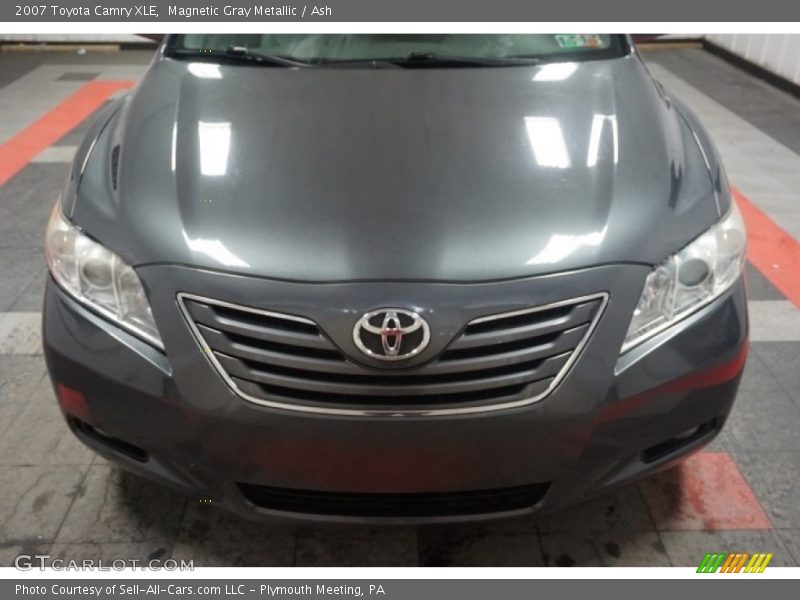 Magnetic Gray Metallic / Ash 2007 Toyota Camry XLE