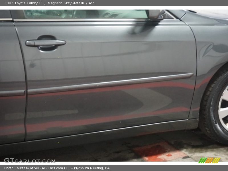 Magnetic Gray Metallic / Ash 2007 Toyota Camry XLE