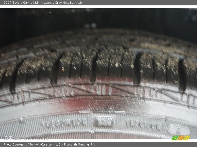 Magnetic Gray Metallic / Ash 2007 Toyota Camry XLE