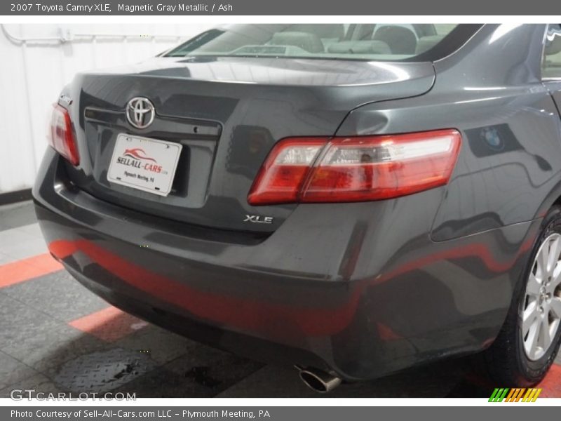 Magnetic Gray Metallic / Ash 2007 Toyota Camry XLE
