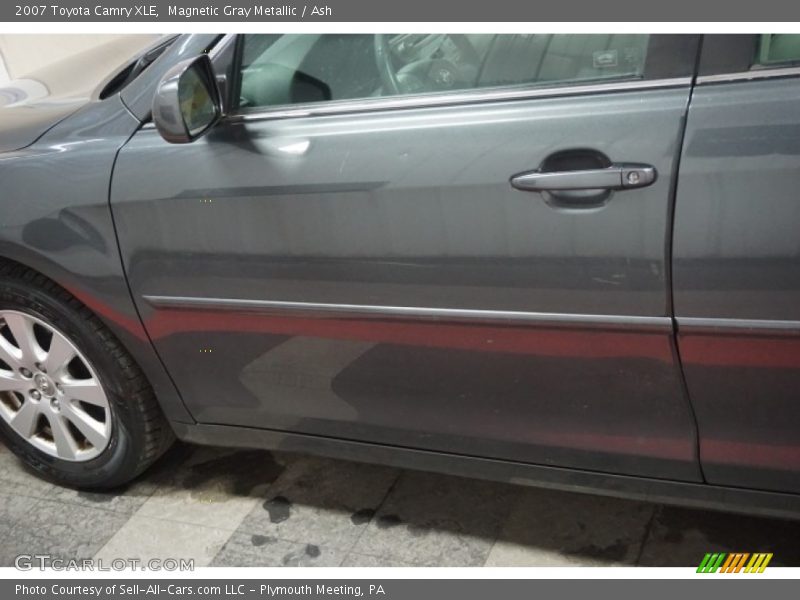 Magnetic Gray Metallic / Ash 2007 Toyota Camry XLE