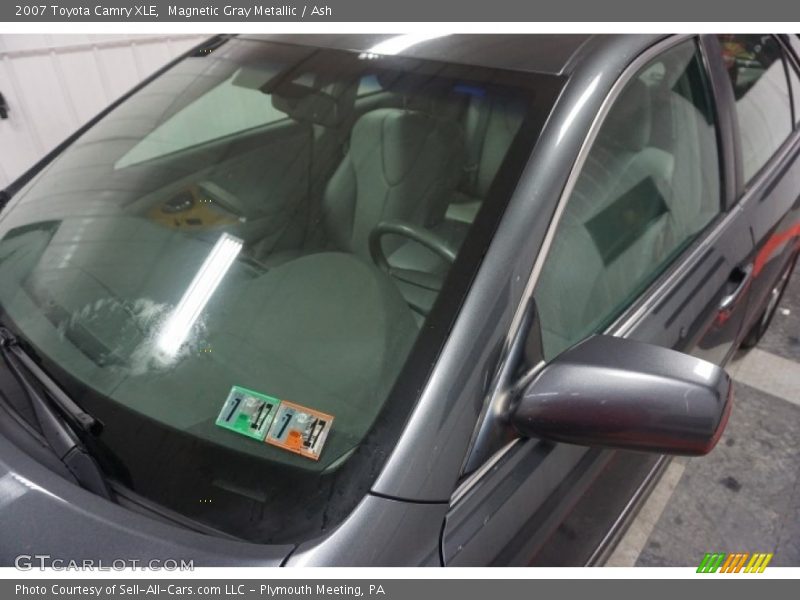 Magnetic Gray Metallic / Ash 2007 Toyota Camry XLE