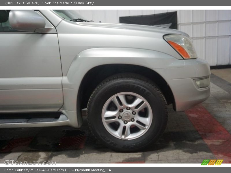Silver Pine Metallic / Dark Gray 2005 Lexus GX 470