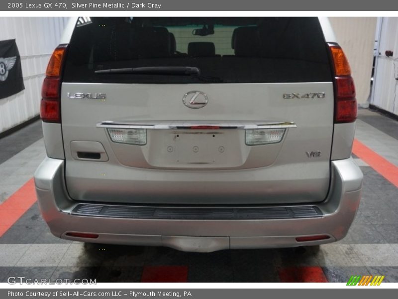 Silver Pine Metallic / Dark Gray 2005 Lexus GX 470