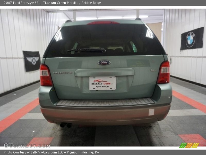 Titanium Green Metallic / Pebble Beige 2007 Ford Freestyle SEL