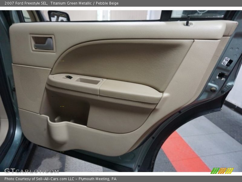 Titanium Green Metallic / Pebble Beige 2007 Ford Freestyle SEL