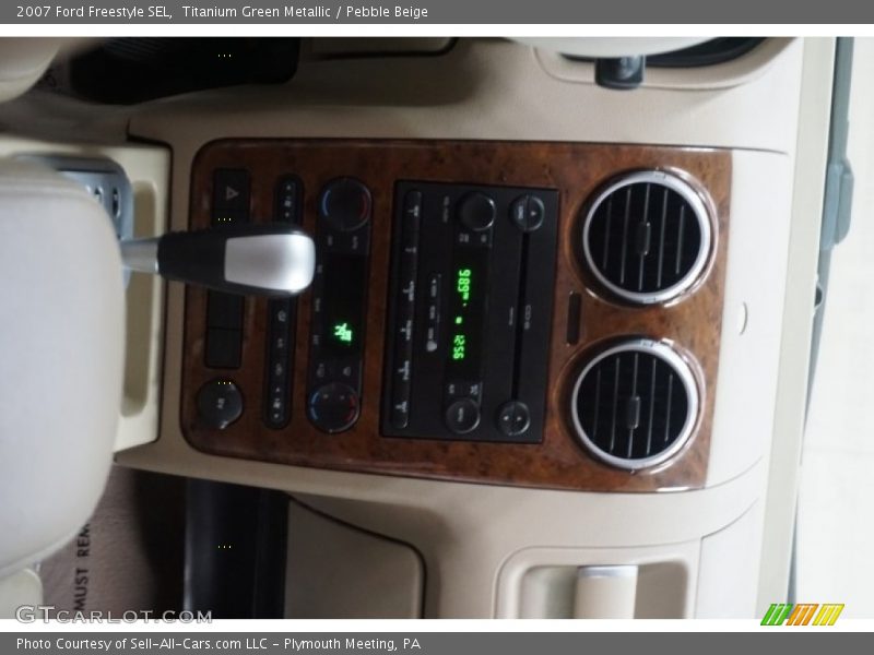 Titanium Green Metallic / Pebble Beige 2007 Ford Freestyle SEL