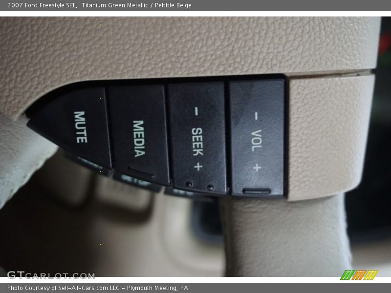 Titanium Green Metallic / Pebble Beige 2007 Ford Freestyle SEL