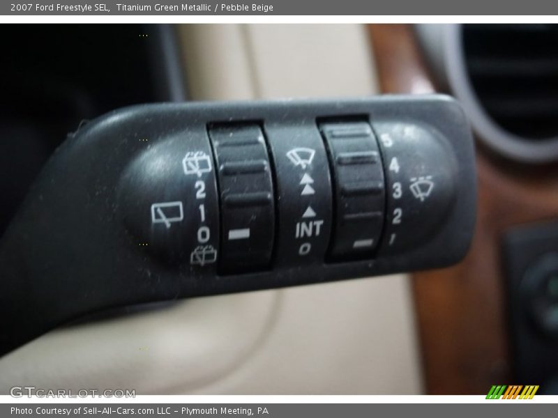 Titanium Green Metallic / Pebble Beige 2007 Ford Freestyle SEL