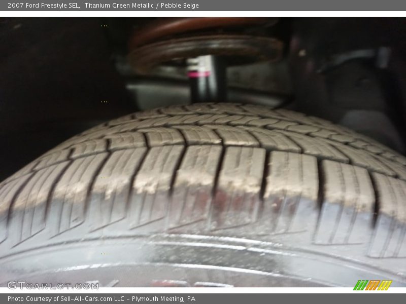 Titanium Green Metallic / Pebble Beige 2007 Ford Freestyle SEL
