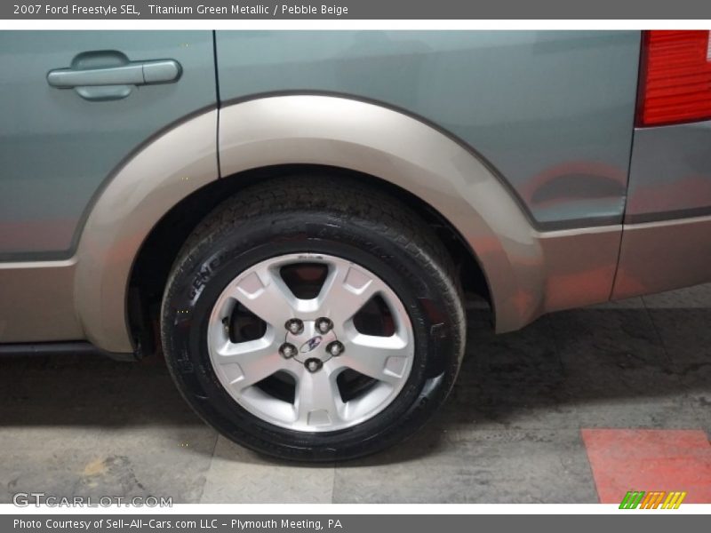 Titanium Green Metallic / Pebble Beige 2007 Ford Freestyle SEL