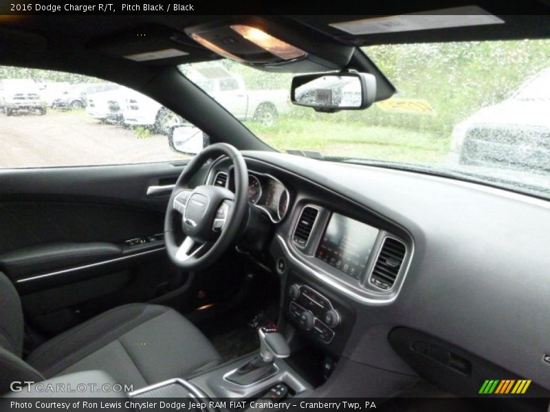 Pitch Black / Black 2016 Dodge Charger R/T