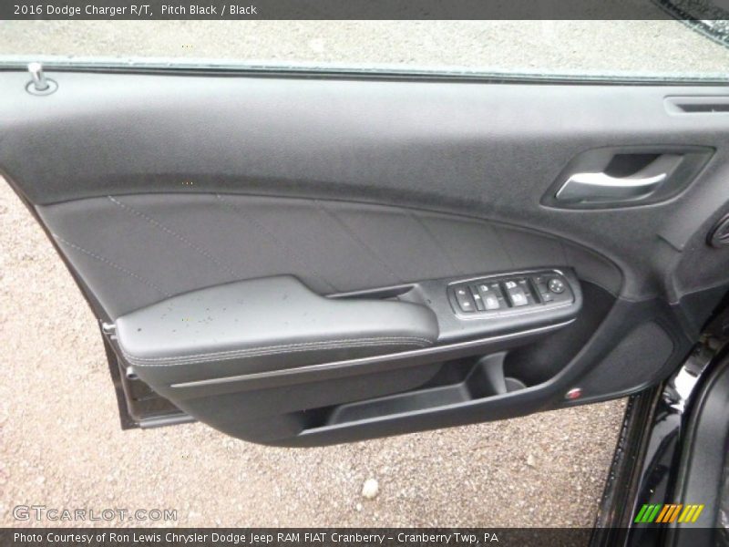 Pitch Black / Black 2016 Dodge Charger R/T