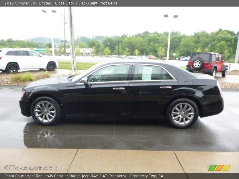 Gloss Black / Black/Light Frost Beige 2012 Chrysler 300 Limited