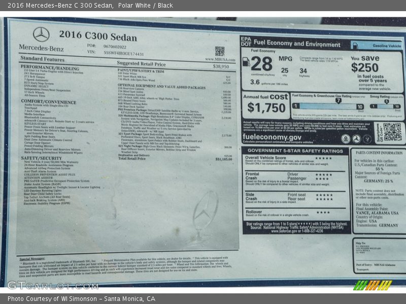 Polar White / Black 2016 Mercedes-Benz C 300 Sedan