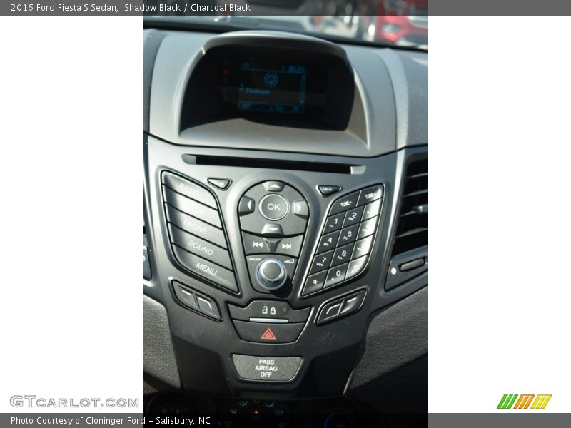 Shadow Black / Charcoal Black 2016 Ford Fiesta S Sedan