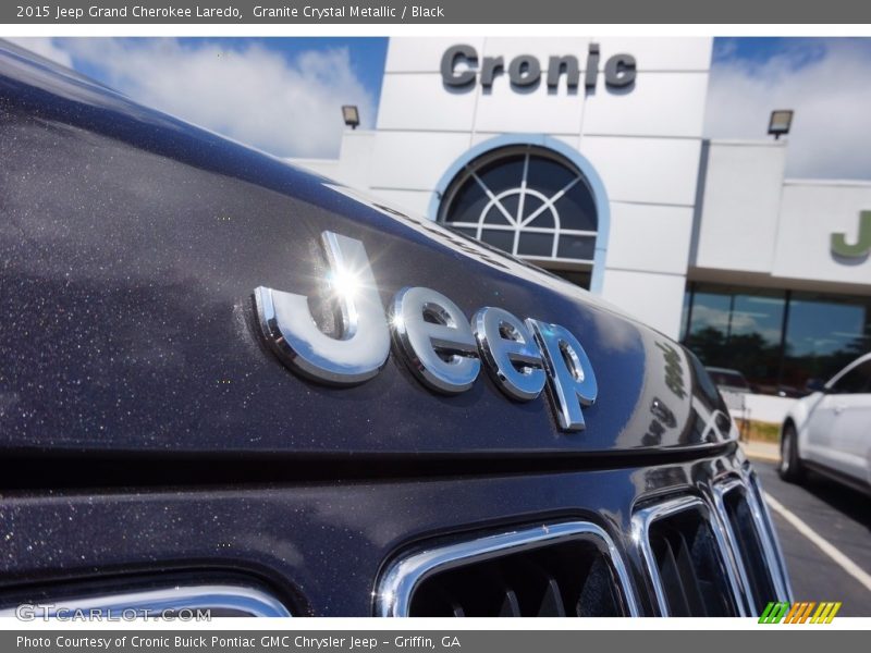 Granite Crystal Metallic / Black 2015 Jeep Grand Cherokee Laredo