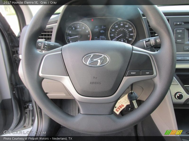 Gray / Gray 2017 Hyundai Elantra SE