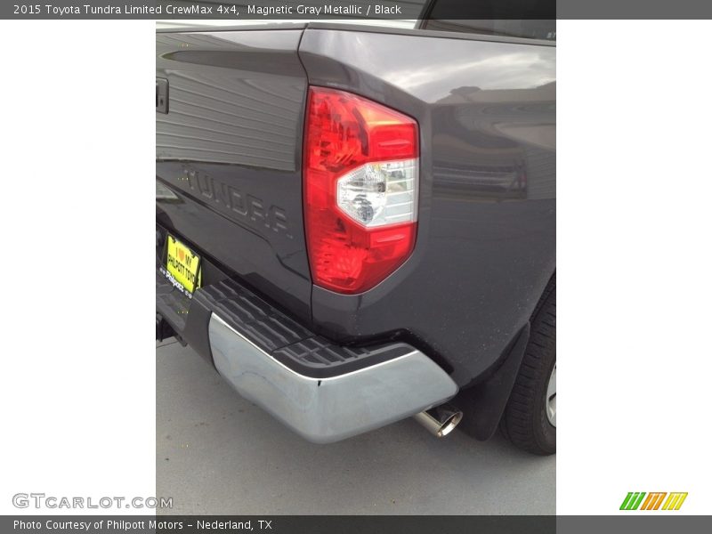 Magnetic Gray Metallic / Black 2015 Toyota Tundra Limited CrewMax 4x4