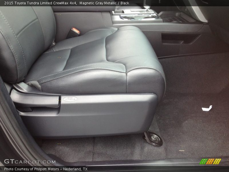 Magnetic Gray Metallic / Black 2015 Toyota Tundra Limited CrewMax 4x4