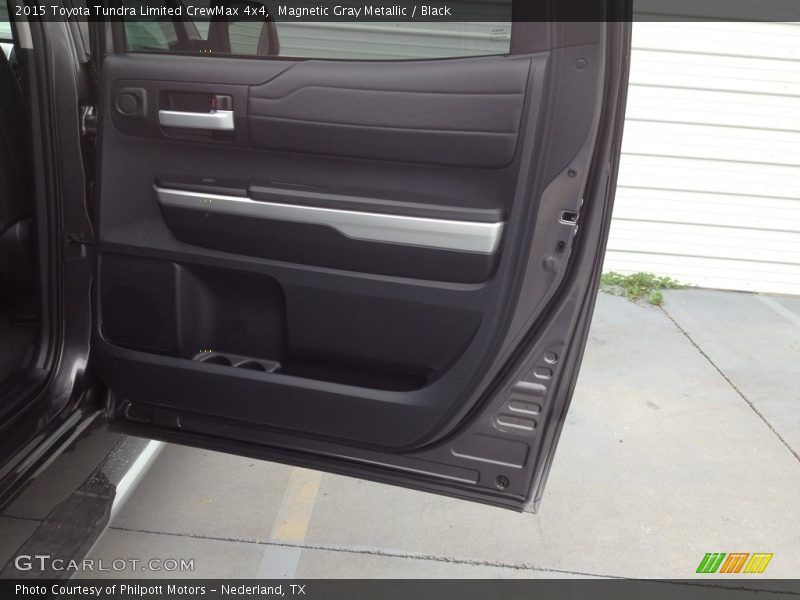 Magnetic Gray Metallic / Black 2015 Toyota Tundra Limited CrewMax 4x4