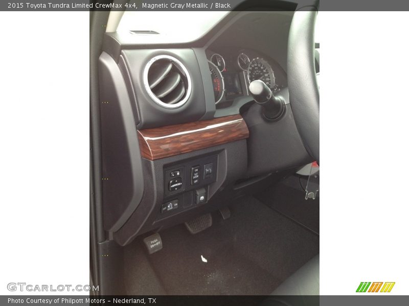 Magnetic Gray Metallic / Black 2015 Toyota Tundra Limited CrewMax 4x4