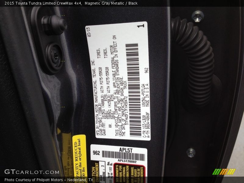 Magnetic Gray Metallic / Black 2015 Toyota Tundra Limited CrewMax 4x4