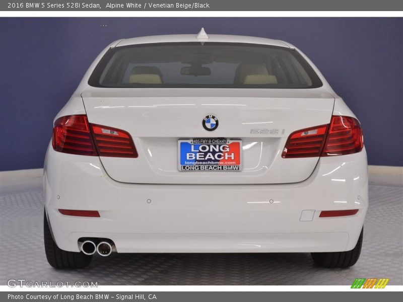 Alpine White / Venetian Beige/Black 2016 BMW 5 Series 528i Sedan