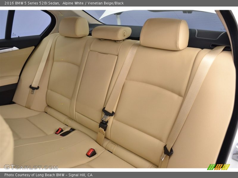 Alpine White / Venetian Beige/Black 2016 BMW 5 Series 528i Sedan
