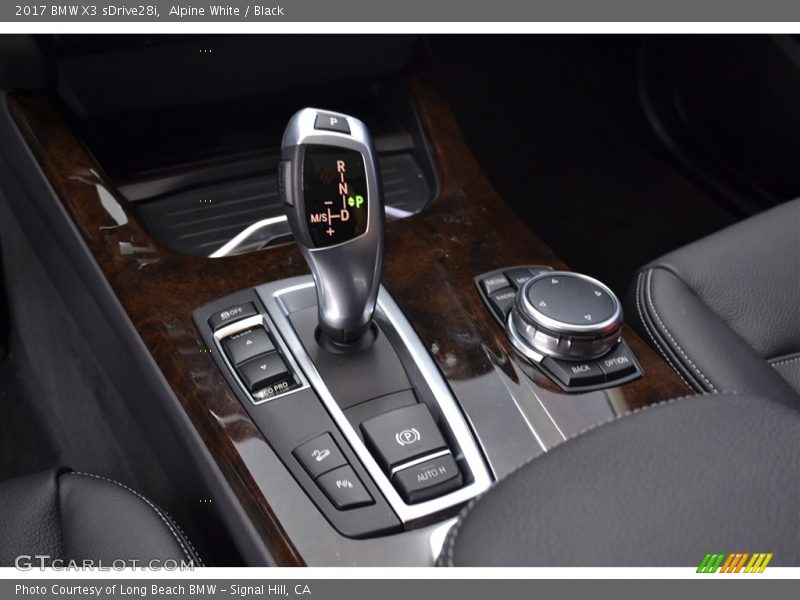 Alpine White / Black 2017 BMW X3 sDrive28i